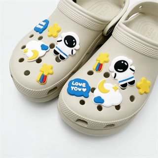 Skocharms til Crocs – Rumtema med astronaut, 10 dele